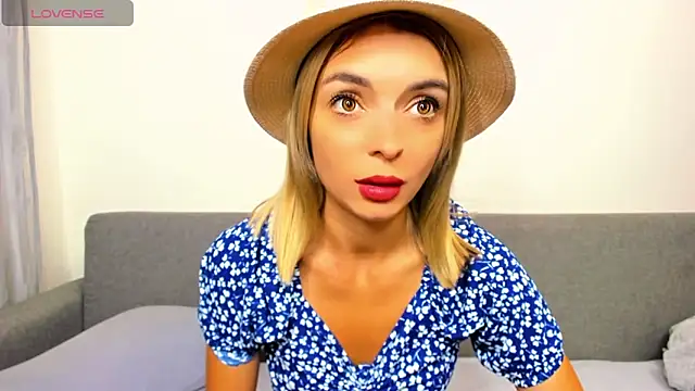  ellen meow  online show from September 18, 2025, 8:00 pm