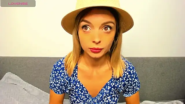  ellen meow  online show from October 25, 2025, 9:31 pm