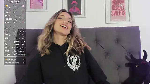 Snapshot of IsadoraGalle_ chatting on February 11, 2026, 9:20 pm IsadoraGalle online show from February 11, 2026, 9:20 pm