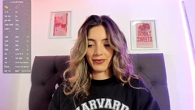 IsadoraGalle  online show from April 19, 2026, 8:22 pm