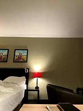 slimcateee online show from January 18, 2026, 6:17 am