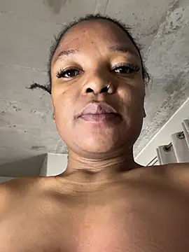 slimcateee online show from July 11, 2026, 6:05 am