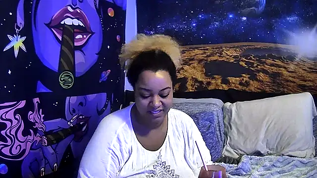 AutumnHart online show from December 17, 2024, 3:17 pm