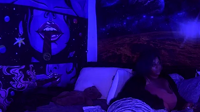 AutumnHart online show from December 23, 2024, 10:55 pm