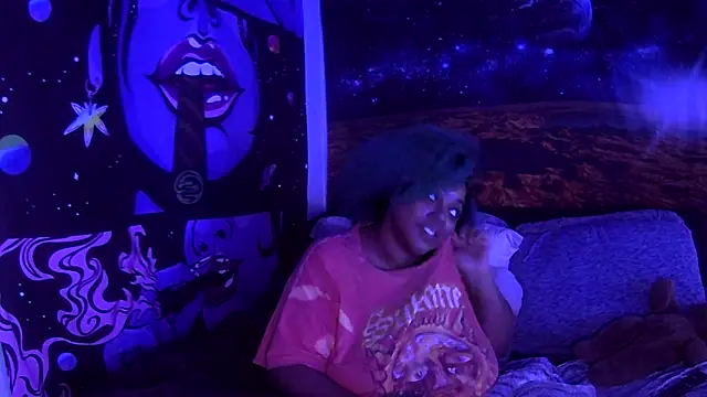 AutumnHart online show from January 2, 2025, 5:39 pm