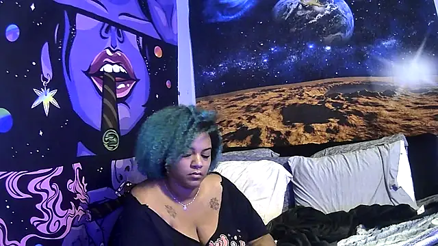 AutumnHart online show from January 18, 2025, 2:25 am