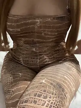 Isabellafantazy online show from March 7, 2025, 9:06 pm