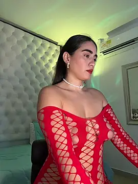 Snapshot of ZarahEvans chatting on December 4, 2024, 7:45 pm ZarahEvans online show from December 4, 2024, 7:45 pm