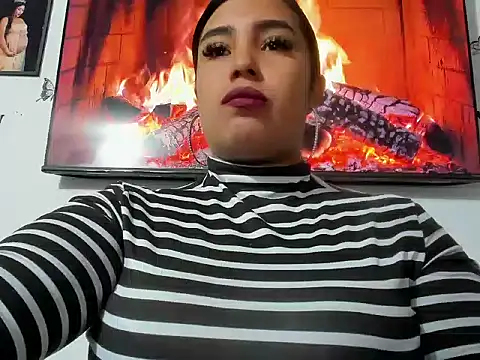 Snapshot of elana_kepler chatting on January 25, 2025, 12:06 am elana kepler online show from January 25, 2025, 12:06 am