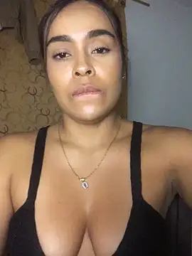 JuanaSimons online show from January 17, 2026, 12:48 am