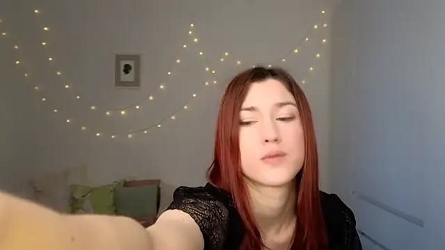 AliciaNewell online show from March 4, 2026, 5:46 am