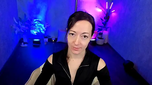 kimberlyray777 online show from April 20, 2026, 5:10 am