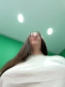 dreams4u online show from March 1, 2025, 12:45 pm