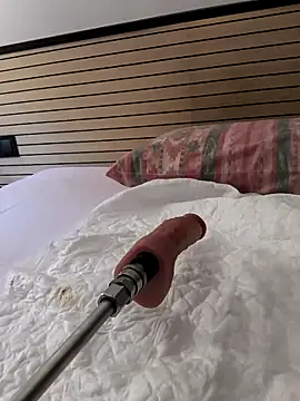 parejamlga58 online show from April 3, 2026, 1:42 pm