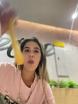 Emilia Bakerr online show from February 4, 2025, 6:27 pm