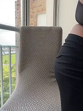 MrsFoucher online show from September 25, 2025, 1:15 pm