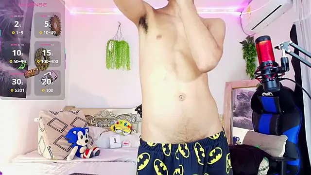 huge armound online show from March 25, 2026, 11:44 pm