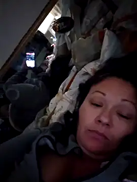 sweetkitty111 online show from February 21, 2025, 5:35 am