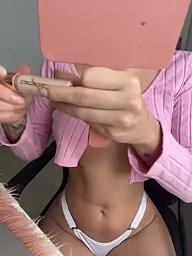 AllieEvans online show from February 15, 2025, 4:12 pm