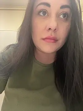 DaisyStreet online show from April 9, 2026, 11:48 am