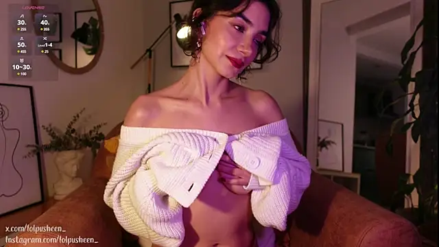 JulietteDee online show from February 10, 2025, 10:19 pm