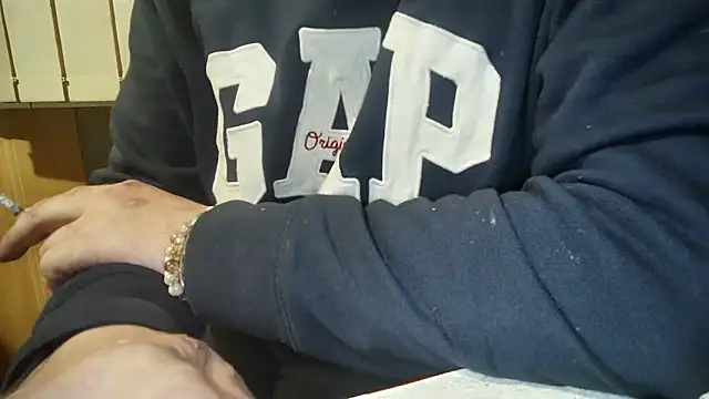 DjiniCD online show from February 6, 2026, 4:54 pm