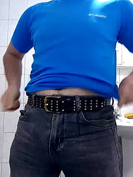 TrainedFinder5 online show from September 24, 2025, 2:37 am