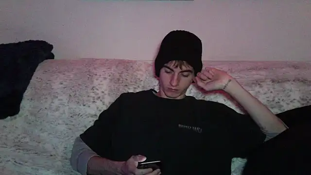 spicylaboi online show from January 25, 2025, 3:09 am