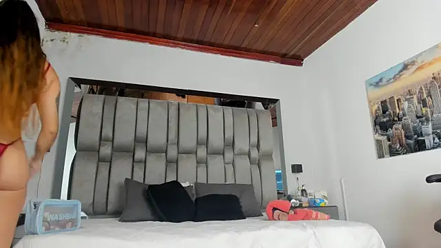 NikkySmiith online show from March 12, 2026, 11:16 am