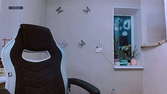 Snapshot of RosaJil chatting on January 15, 2026, 3:16 pm RosaJil online show from January 15, 2026, 3:16 pm