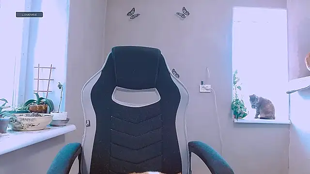 Snapshot of RosaJil chatting on February 11, 2026, 12:32 pm RosaJil online show from February 11, 2026, 12:32 pm