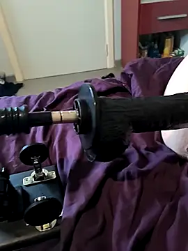 lolaa23 online show from March 12, 2026, 9:10 pm