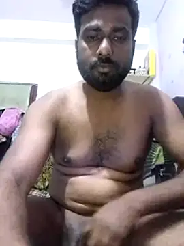 kingncr28 online show from October 31, 2025, 6:42 pm