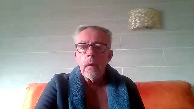 tuggy59 online show from February 15, 2026, 8:46 am