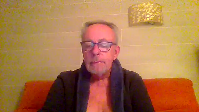 tuggy59 online show from February 22, 2026, 5:40 am