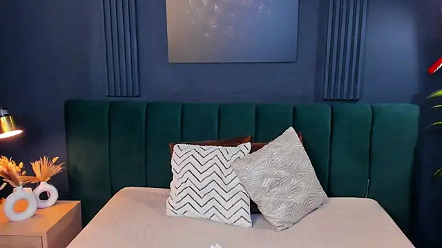 taylor bennet online show from February 22, 2025, 6:19 pm