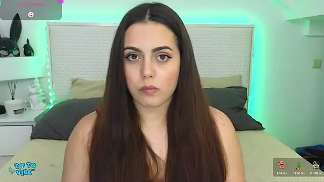 Eva Rogers  online show from December 16, 2024, 2:49 pm