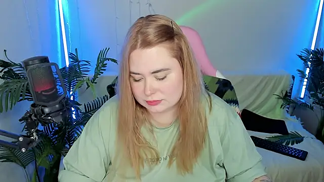 Akemi BBW online show from February 1, 2025, 11:58 pm