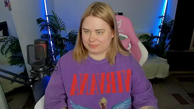 Akemi BBW online show from February 17, 2025, 12:43 am