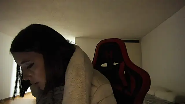 Snapshot of zoe_jeane_beker chatting on December 20, 2024, 2:52 am zoe jeane beker online show from December 20, 2024, 2:52 am