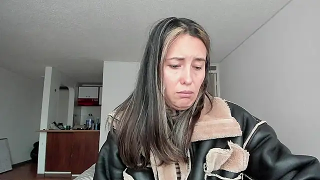 Snapshot of zoe_jeane_beker chatting on March 4, 2026, 10:16 pm zoe jeane beker online show from March 4, 2026, 10:16 pm