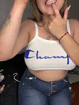 zoe adhara online show from January 8, 2025, 9:23 pm