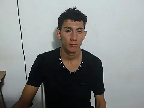 Snapshot of Sexy_boy1215 chatting on October 21, 2025, 12:11 am Sexy boy1215 online show from October 21, 2025, 12:11 am