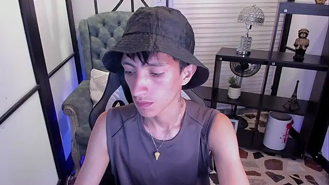 DereckCooperr online show from September 27, 2025, 8:58 pm