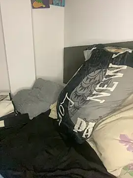 DereckCooperr online show from February 21, 2026, 4:02 am