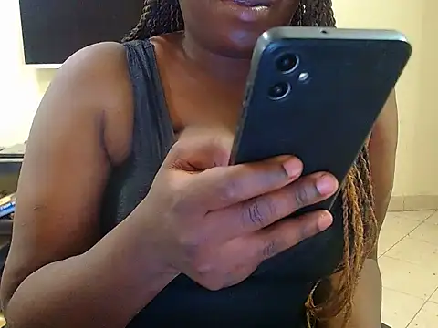 sunnylovexp online show from February 5, 2026, 6:34 pm