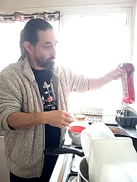 teekoine1 online show from November 13, 2025, 12:48 pm