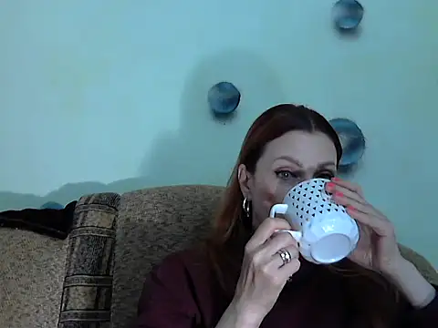 Jillian Pattie online show from October 8, 2025, 2:14 pm