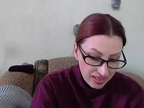 Jillian Pattie online show from October 11, 2025, 10:25 am