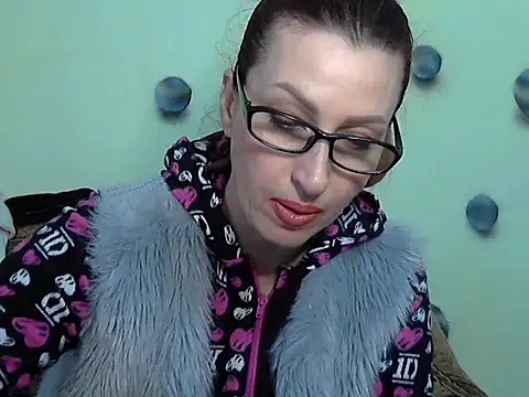 Jillian Pattie online show from October 19, 2025, 11:11 am